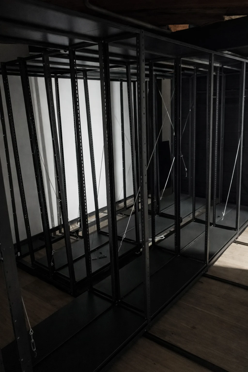 Laboratorio Farmacéutico | Limpieza Profesional de Archivo Rodante